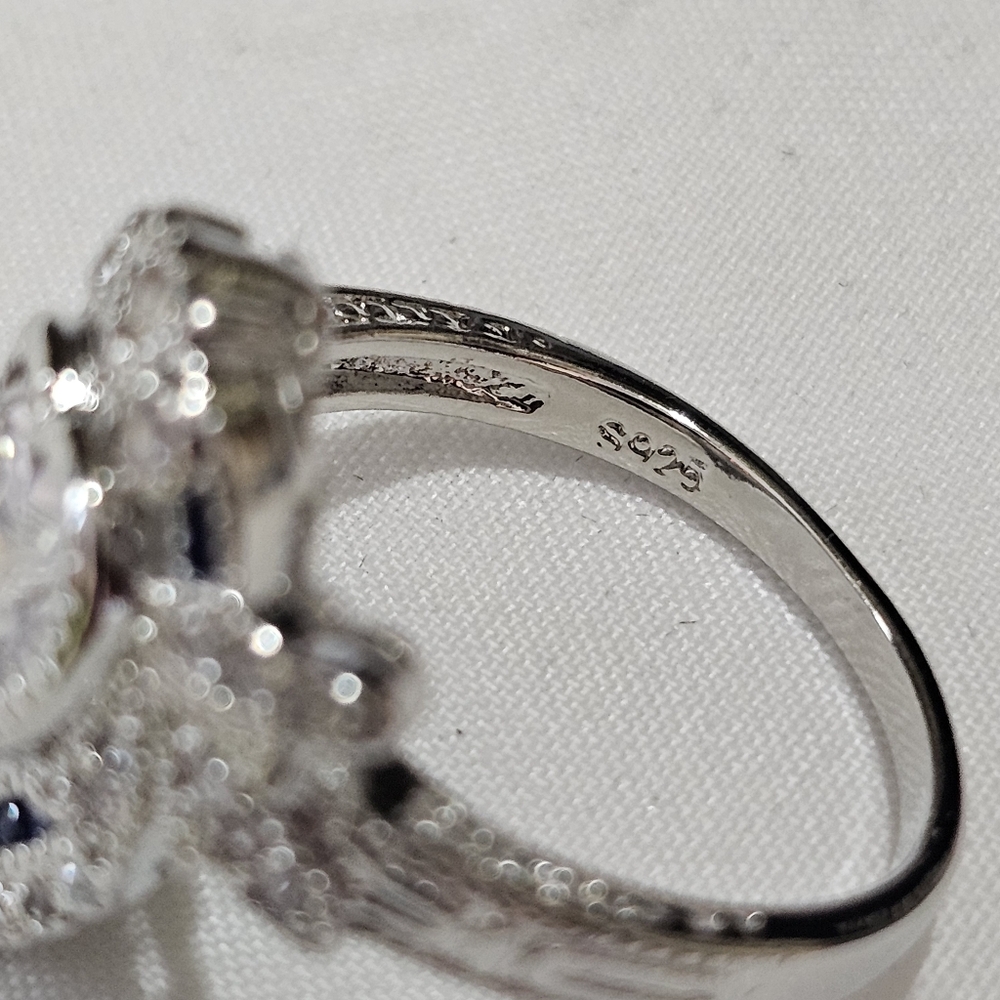 Heart Shape Sterling Siver Ring - Picture 16 of 16